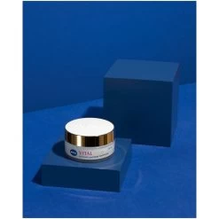 Day Care Soin De Jour Protecteur FPS 30 Vital Soja Anti-Age De Nivea -Soins Et Beauté Nivea Tagespflege Anti Age Schuetzende Tagespflege LSF 30 71235x4 7