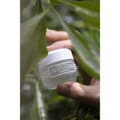 Soin Des Yeux Et Des Lèvres Baume Efficace Yeux Et Lèvres De Sisley -Soins Et Beauté Sisley Augen und Lippenpflege Baume Efficace Yeux et Levres 24858x4 5